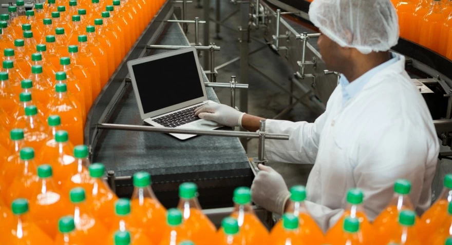 Panel Surya untuk Industri F&B: Hemat Energi & Perkuat Branding