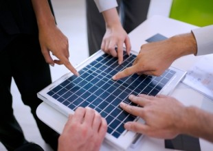 Panduan Langkah demi Langkah Instalasi Solar Panel dengan Vendor